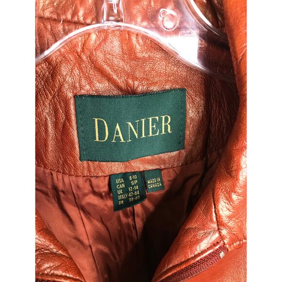 Danier Leather Jacket Womens Size 8-10 Caramel Brown Zip Front Satin Lined - Picture 2 of 9